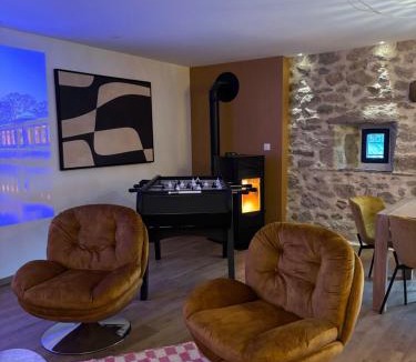 Alleyrat House | La Longère - Gîte 4 étoiles
