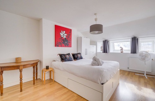 Bordeaux Golden Triangle Apartment | La Mably Family - Apt spacieux