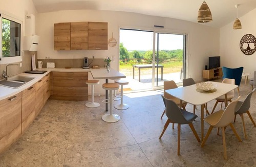 Saint-Avit-Senieur House | La maison dans la prairie fleurie space and calm