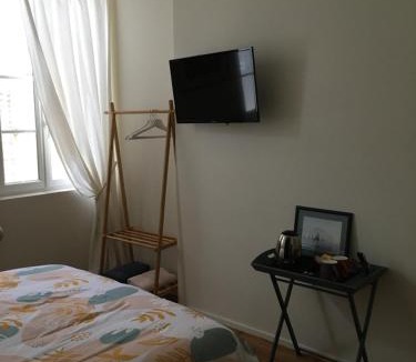 Cognac Bed & Breakfast | La maison de Dom