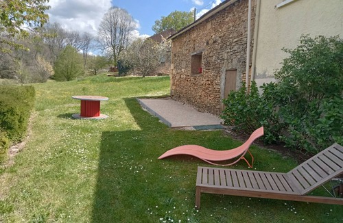 Meyrals House | La maison des coteaux