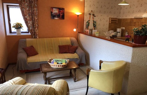 Blanzay House | La Maison des Oiseaux