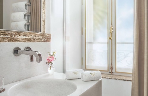 Cognac Hotel | La Nauve Hôtel & Jardin - Relais & Châteaux