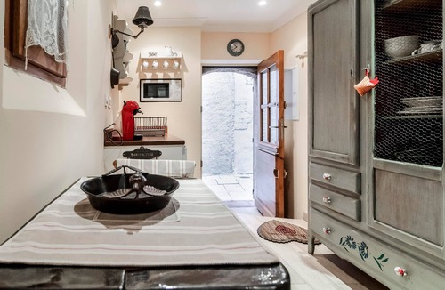 Villecroze House | La Petite Maison de Villecroze