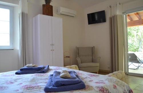 Saint-Restitut Bed & Breakfast | La Romagnolette