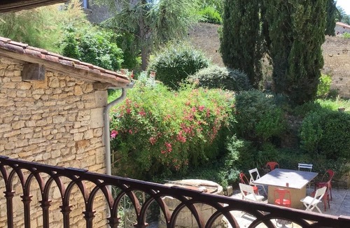 Verteuil-sur-Charente House | La Sénéchalerie Logis du XIV