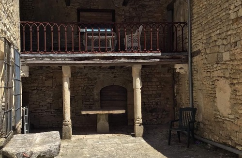 Verteuil-sur-Charente House | La Sénéchalerie Logis du XIV