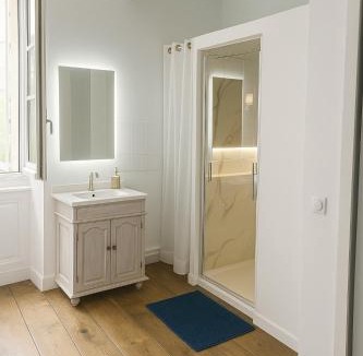Ussel Apartment | La Suite Historique au Coeur d'Ussel