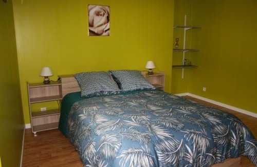 Airvault Apartment | La Vallée du Thouet