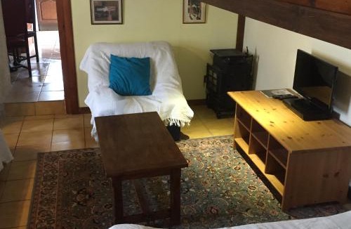 Gibourne House | La Vendange Family Gites