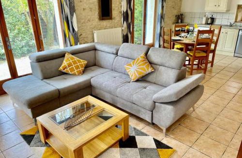 Brux House | La Vieille Fromagerie