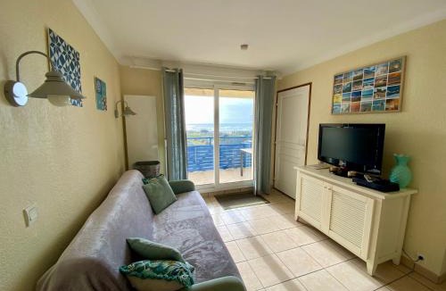 Lacanau-Ocean Apartment | Lacanau, Résidence Bleu Marine, appartements 2e étage, exceptionnels car balcon face et vue océan avec piscine ! Et avec parking réservé