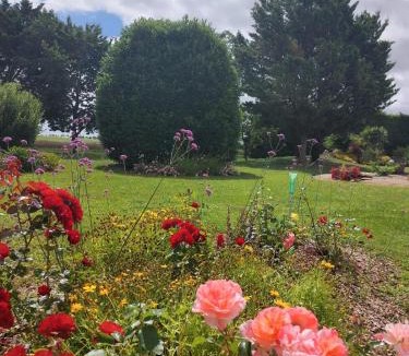 Neuville-de-Poitou House | lagalerne