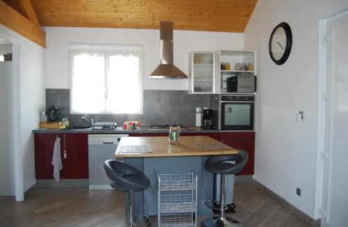 Montjean House | Lana Cottage 3 Etoiles Jardin