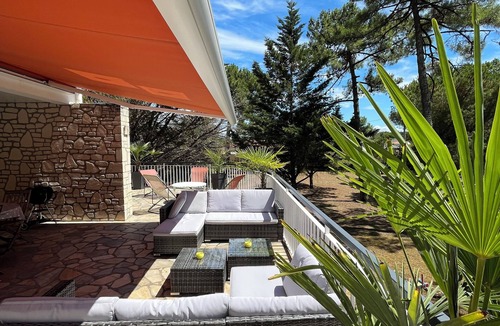 Saint-Georges-d'Oleron House | Large 250m2 villa 5min from a beautiful beach | 14 beds