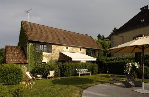 Saint-Dizier-la-Tour House | Large charming cottage * 9 ha landscaped park with swimming pool, tennis court and fishing facilities
