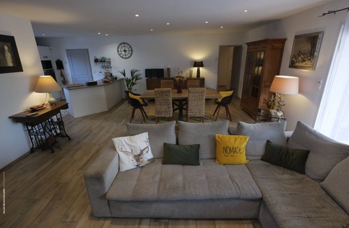 Perigny House | Large contemporary house near the sea