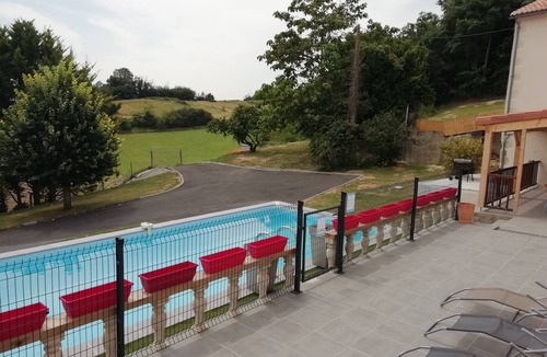 Vendeuvre-du-Poitou House | Large gite 12 minutes from Futuroscope