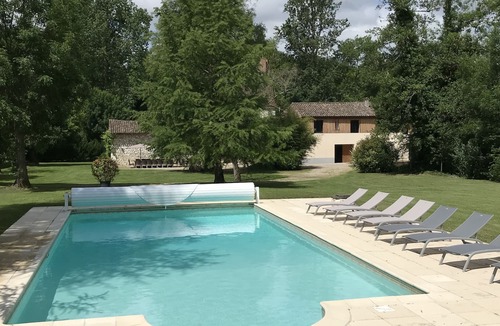 Lalandusse House | Large gite sleeps 23 with all comforts