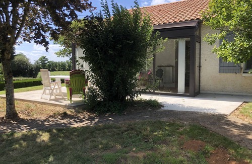 Rouille House | Large house between Futuroscope and Marais Poitevin, in the countryside 3 bedrooms 2 bathrooms