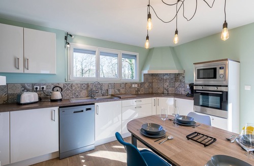 Laglorieuse House | Large house with SPA and not overlooked