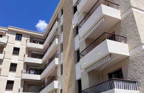 Greoux-les-Bains Apartment | Large studio - magnificent unobstructed view - ideal for curists or holidaymakers