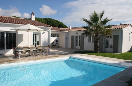 Le Bois-Plage-en-Re House | LE BOIS PLAGE peaceful heated pool, close to the beach and the town