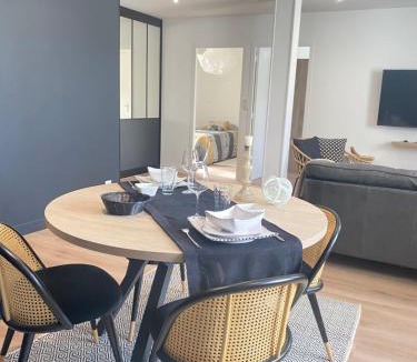 Perigueux Apartment | Le Boudoir du Palais Climatisé & Luxueux