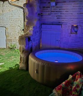 La Celle-sous-Gouzon House | Le cœur de joli village Français