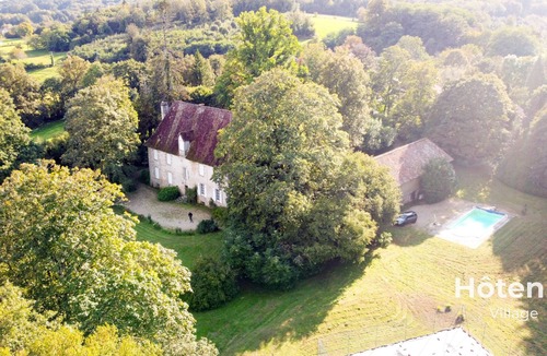 Roziers-Saint-Georges House | Le château du Fraysseix à Roziers-Saint-Georges