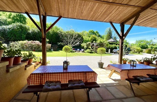 Villefranche-du-Perigord House | Le Chataignier Beautiful 16th Century Barn,