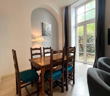 Poitiers Apartment | Le Clos - Centre ville - Jardin - Parking privé
