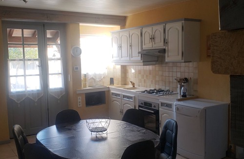 Meyrals House | Le Cocooning - Domaine de la Couze gîte au paradis