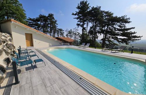 Bonneuil Ski Chalet | Le cottage des pins chalet sur les vignes