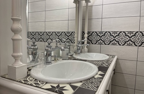 Saint-Ciers-de-Canesse House | Le Domaine de Canesse