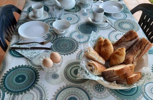 Genouille House | Le Domaine de Fontsauzine
