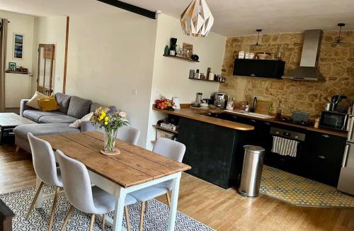 Les 3 Cites House | Le Faubourg, 5 min from center, 15 min Futuroscope
