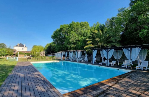 Saint-Just-Luzac House | Le Four a Pain 2 bedroom gite