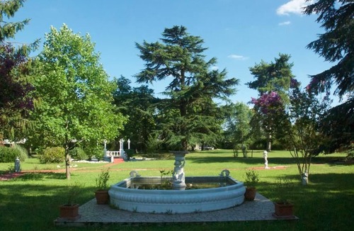 La Rochefoucauld Bed & Breakfast | Le Clos des Cèdres