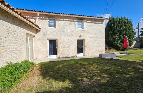 Coulon House | Le gîte de Malécot Gîte familial de 5 personnes