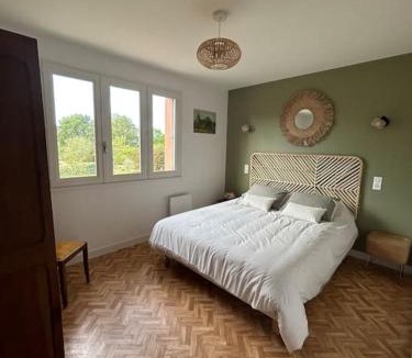 L'Isle-Jourdain House | Le gîte de Marie