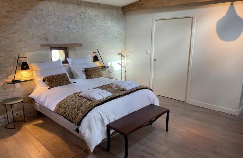 Lamothe-Landerron Bed & Breakfast | Le Loft Ancien Haras de la Tour