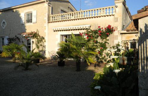 SammarÃ§olles Bed & Breakfast | Le Logis d'ANTIGNY