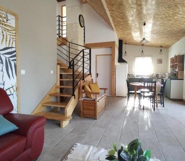 Saint-Leon House | Le Logis de Jade