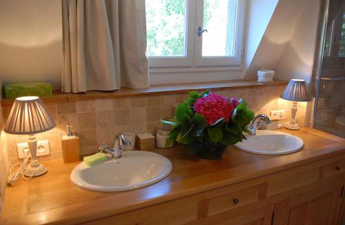 Domme Bed & Breakfast | Le Manoir du Rocher