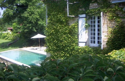 Queyssac House | Le Moulin de Cosset joins to invite you to an exceptional stay
