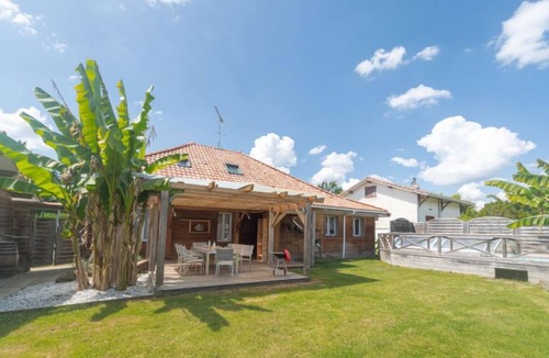 Contis-les-Bains House | Le Ranch by Interhome