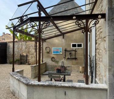 Chasseneuil-du-Poitou House | LE REPAIRE DU CLAIN gîte 4 étoiles