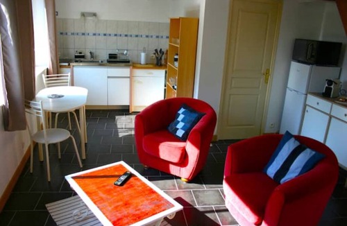 Port-d'Envaux Apartment | Le Studio du Castel Silence Avec vue sur le Parc