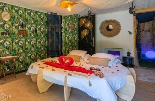 Saint-Genis-de-Saintonge Apartment | Le Vésuve avec jaccuzi